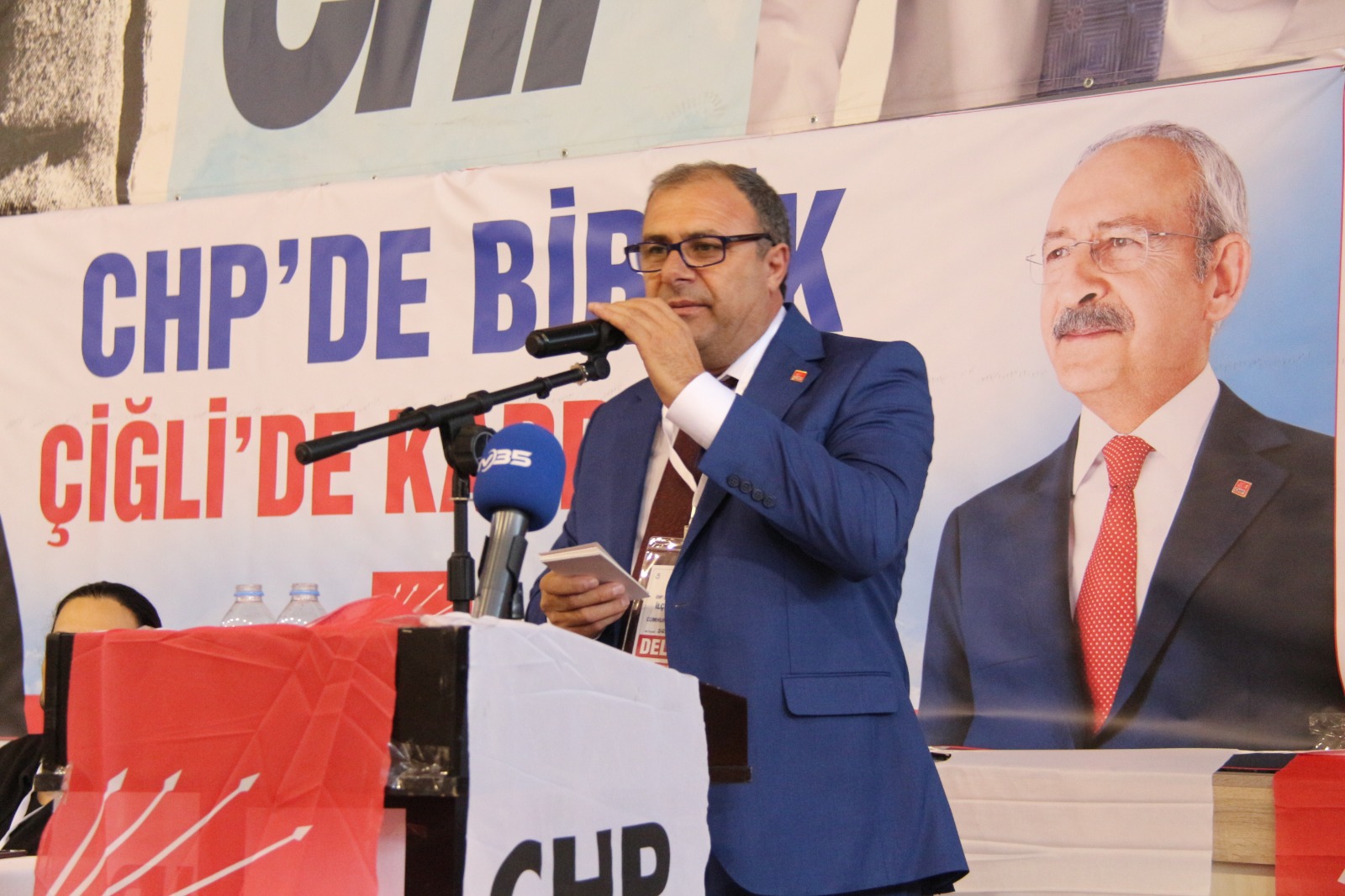 ÇİĞLİ'DE COŞKULU KONGRE