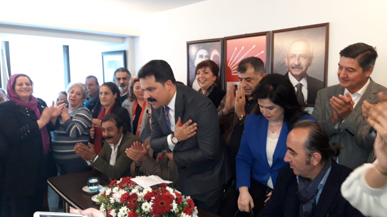 GRUŞÇU'DAN COŞKULU ADAYLIK AÇIKLAMASI
