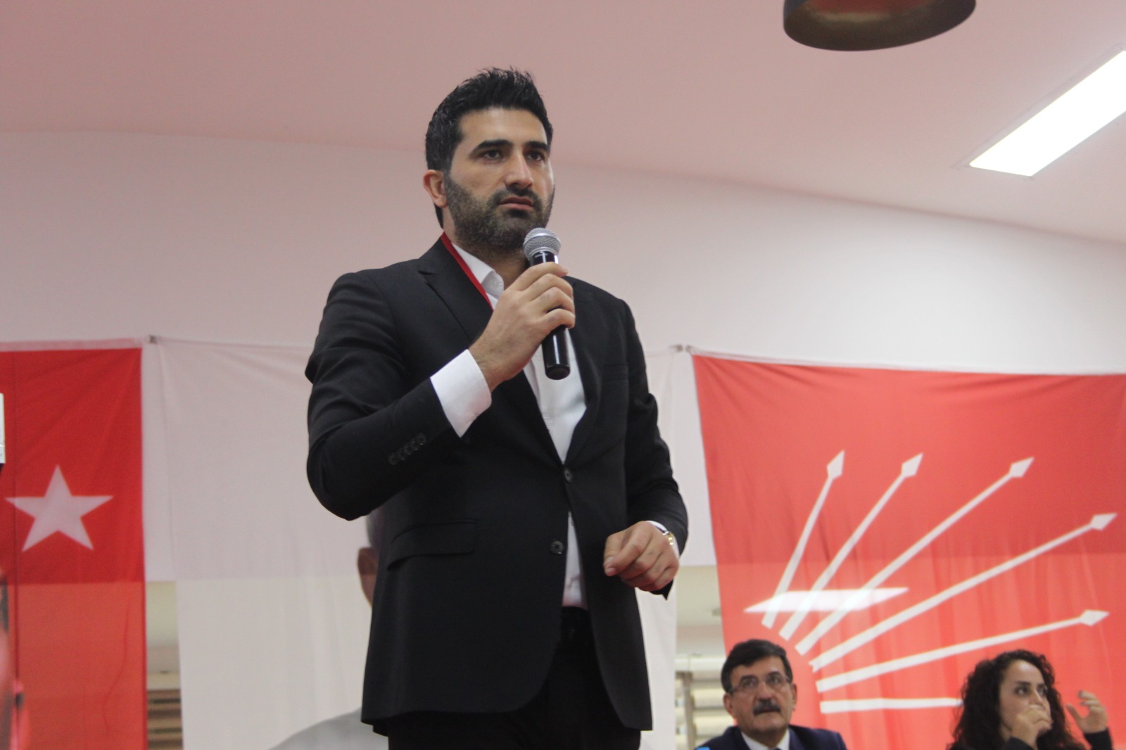BAYRAKLI'DA 2 ADAYLI SEÇİM!