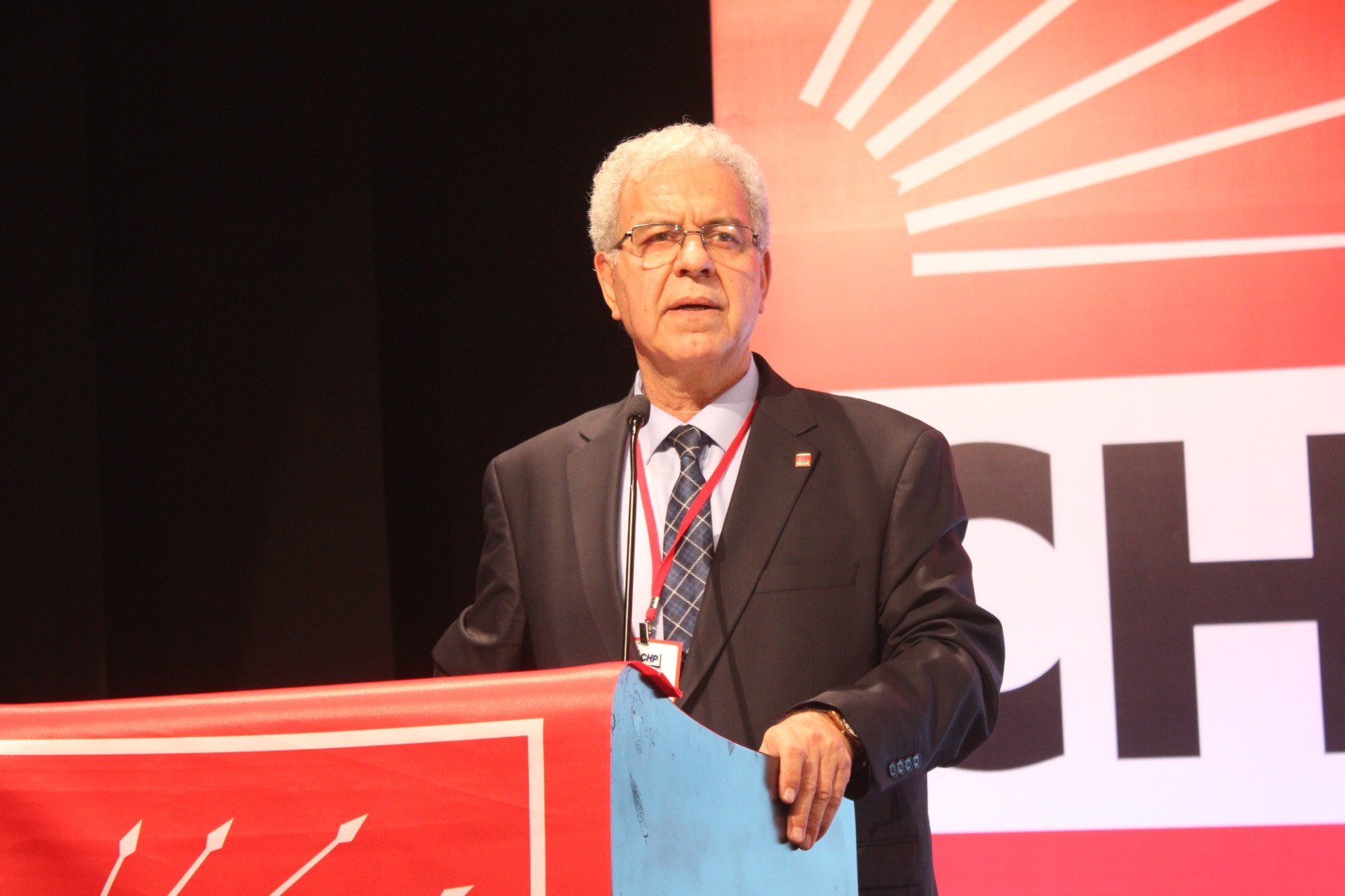 Karabağlar'da bir devir kapandı... Türkbay kazandı