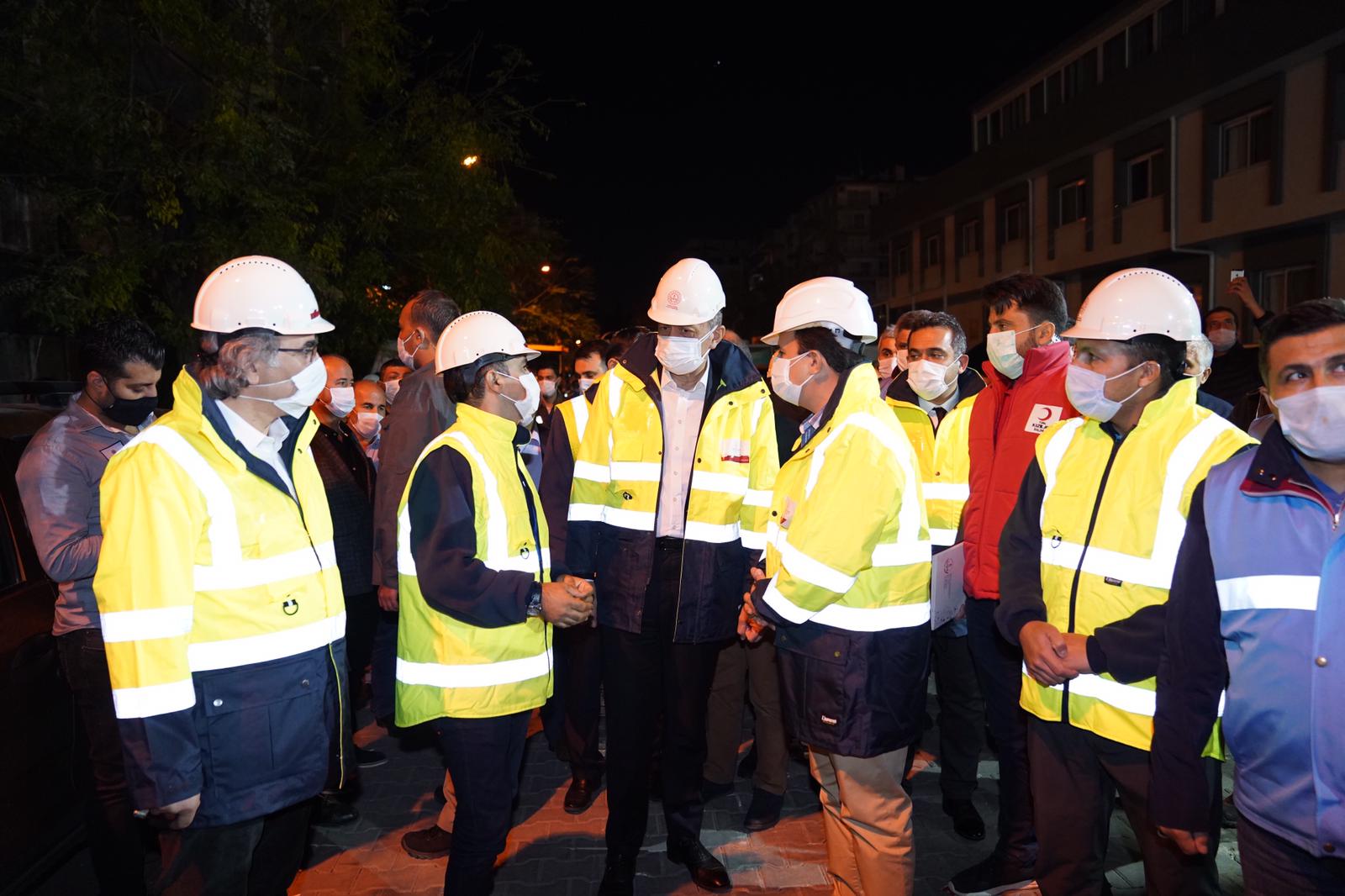Bakan Selçuk İzmir’de İncelemelerde Bulundu