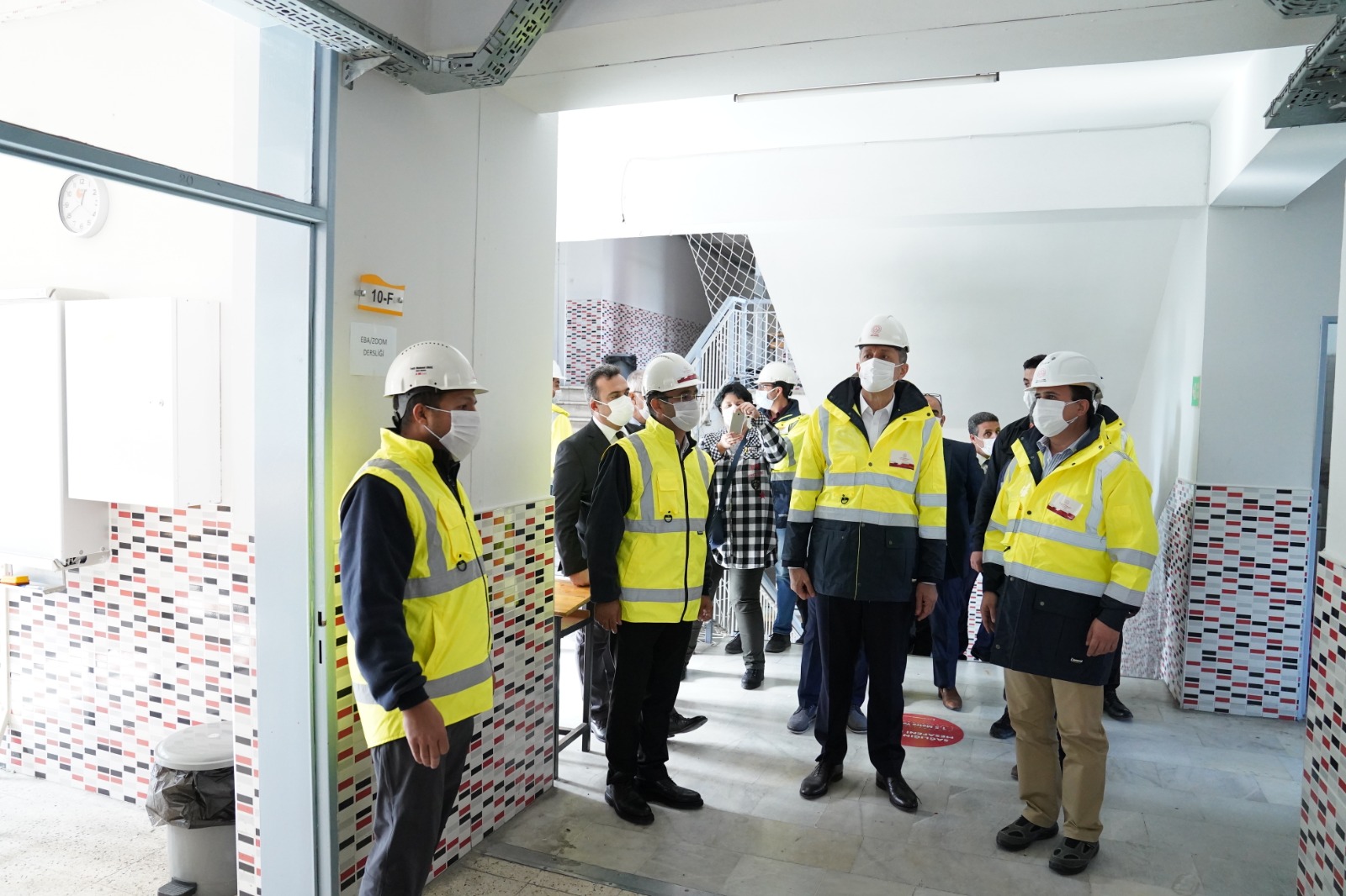 Bakan Selçuk İzmir’de İncelemelerde Bulundu