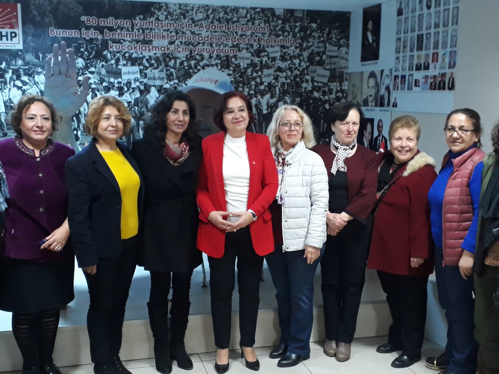 Parmaksız Genel Başkanlık için yola çıktı