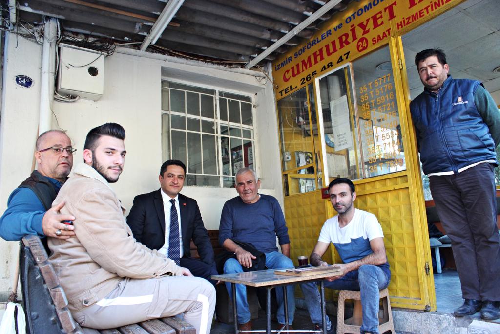 Kaya; "Karabağlar'ı hep birlikte geleceğe taşıyacağız"