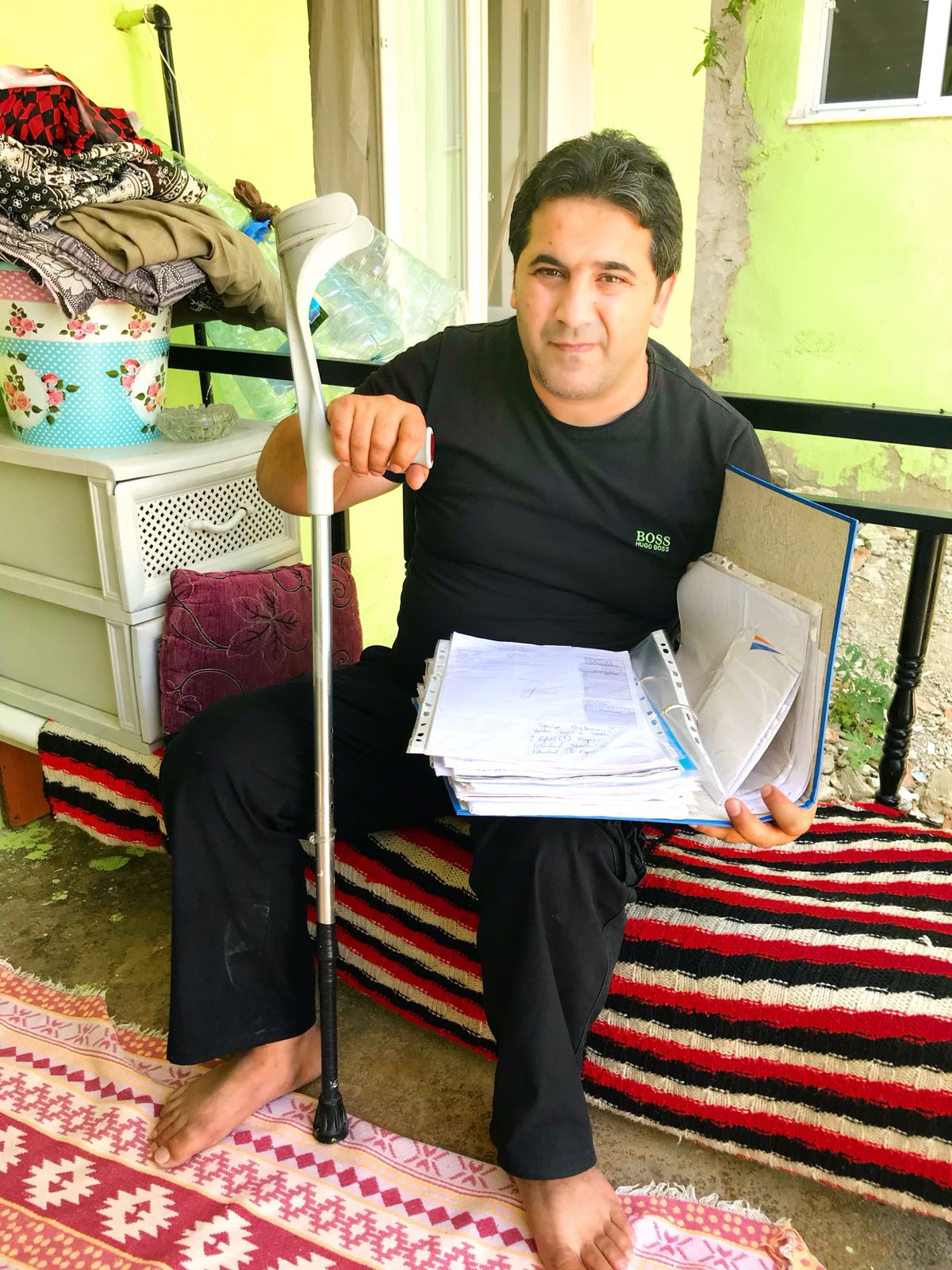 Vatandaşlar, mağdur işçiye duyarsız kalmadı