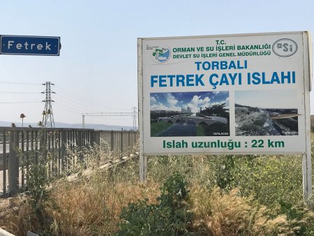 Fetrek Çayı’nda çöpe giden binlerce liralık fidan dikimi