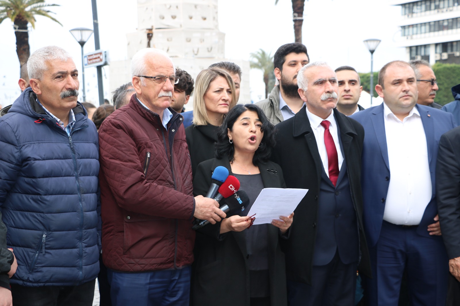 CHP İzmir'den YSK'ya çağrı
