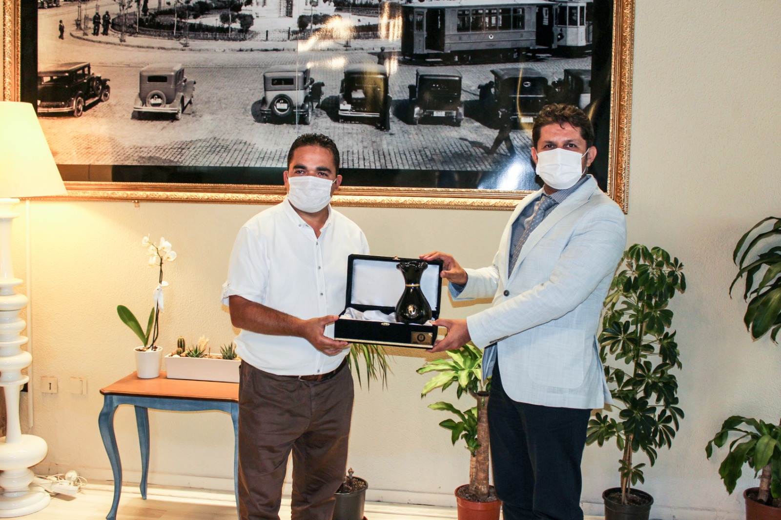 Sağlık-Sen’den İzmir İl Sağlık Müdürüne Teşekkür