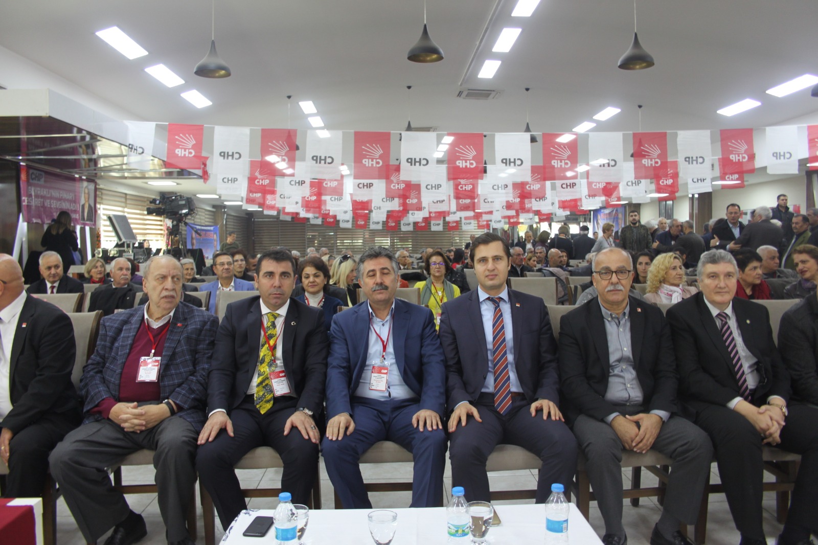 BAYRAKLI'DA 2 ADAYLI SEÇİM!
