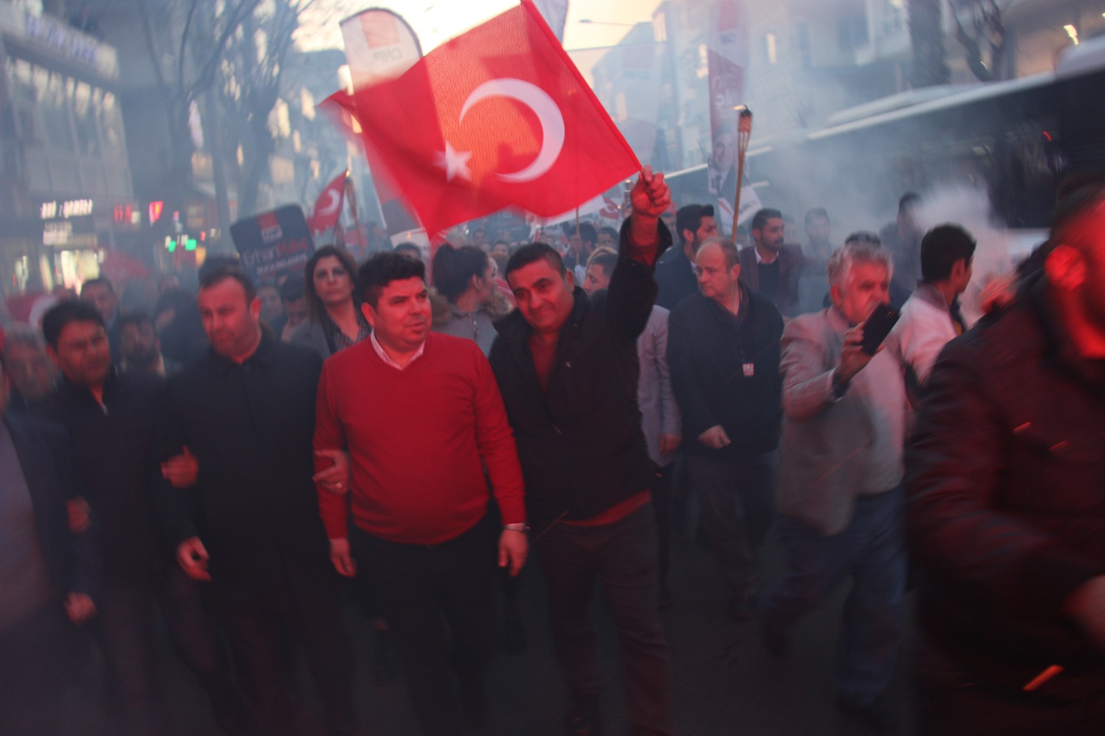 Buca'da binler Erhan Kılıç'la bahara yürüdü