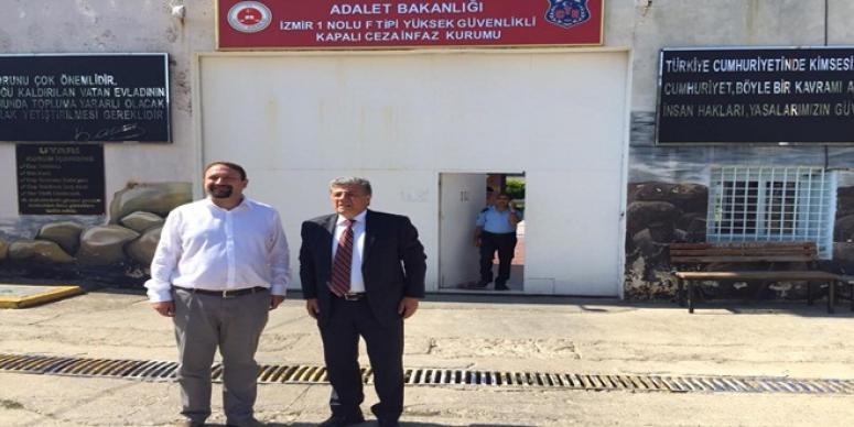 • BALBAY: “CHP ÇİĞLİ GENÇLİK KOLLARINDAN ÜMİT SARIDAĞ’I HAPİSTE ZİYARET ETTİ