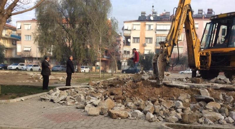 SALI PAZARI ÇİLEK SOKAK'TA HİZMET VERECEK