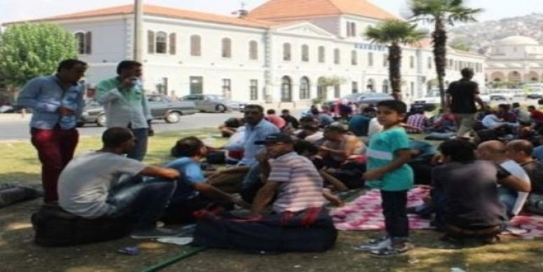 İZMİR VALİSİ: BURASI KAMP ALANI DEĞİL