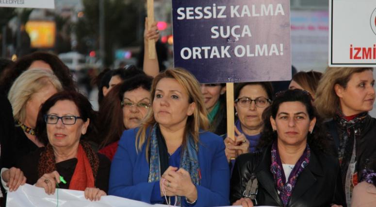 URLA, 'KADINA YÖNELİK ŞİDDETE HAYIR!' DEDİ
