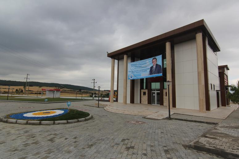 OĞLANANASI’NA MODERN TESİS