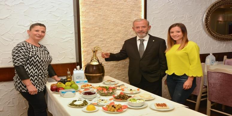 ÜÇ KUŞAĞI AĞIRLAMAYI BAŞARAN MEKAN: “TULUMBALI MEYHANE”
