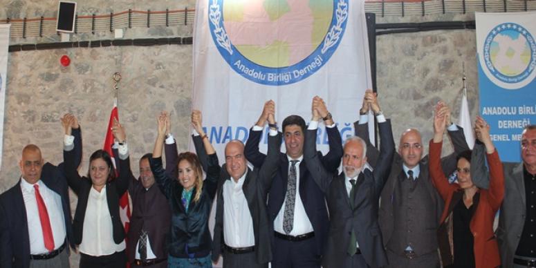 DEMOKRASİNİN KALESİ: ANADOLU BİRLİĞİ