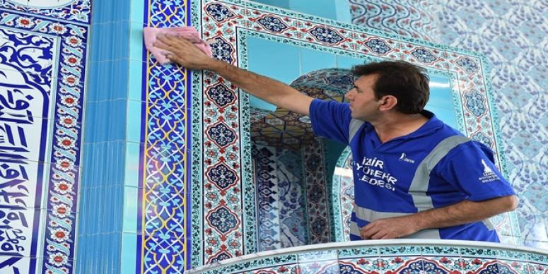 BÜYÜKŞEHİR, 385 CAMİYİ PIRIL PIRIL YAPTI