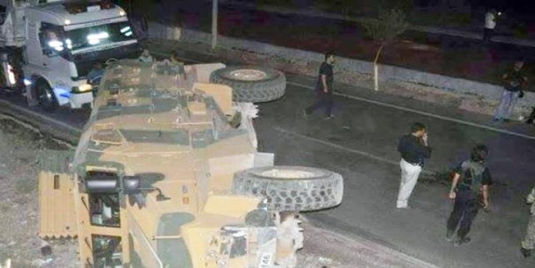 ZIRHLI ARAÇ DEVRİLDİ: ÇOK SAYIDA YARALI VAR