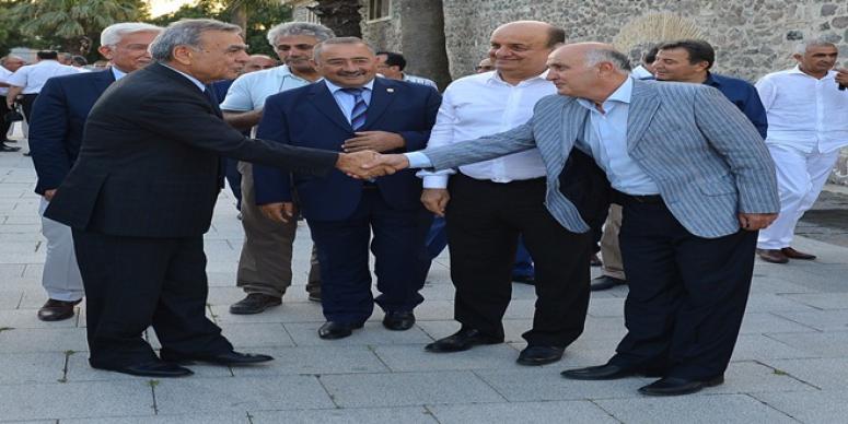 KOCAOĞLU,  MECLİS ÜYELERİYLE İFTARDA BULUŞTU