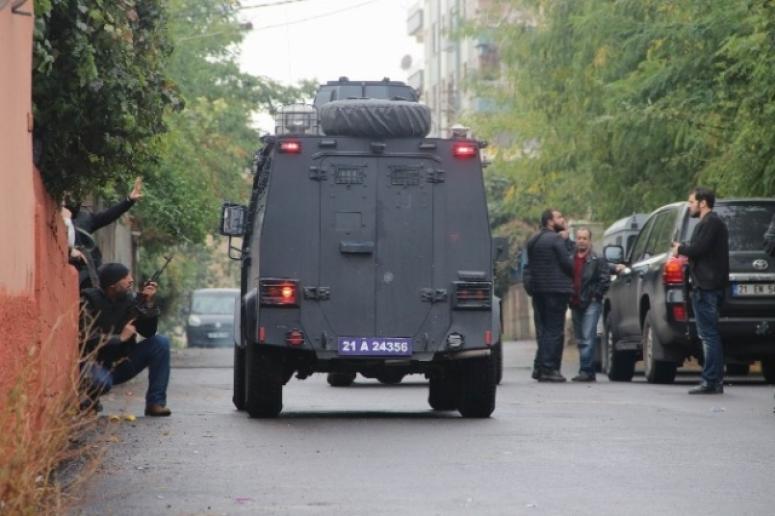 DİYARBAKIR'DA IŞİD OPERASYONU:2 POLİS ŞEHİT 7 IŞİD'Lİ ÖLDÜRÜLDÜ