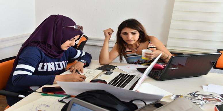 TASARIM İÇİN İZMİR’DE BULUŞTULAR