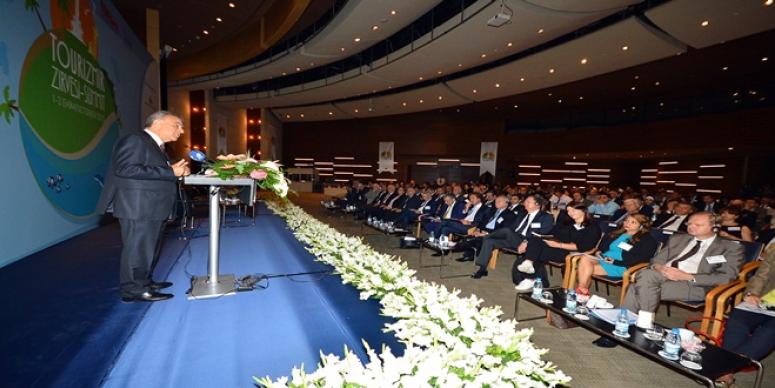 DÜNYA TURİZMCİLERİ İZMİR'DE BULUŞTU