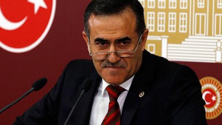 CHP'DE FLAŞ İSTİFA