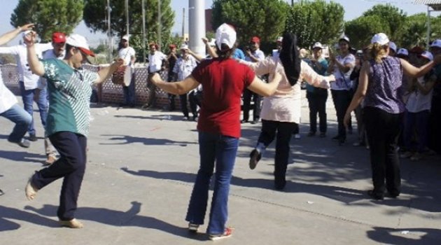 200 İşçi Direnişe Geçti