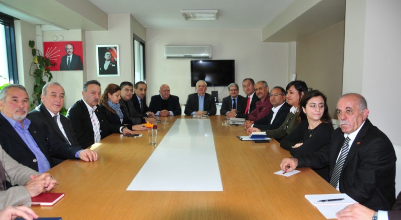 CHP İZMİR MİLLETVEKİLLERİ, KURULTAY ÖNCESİ TOPLANDI