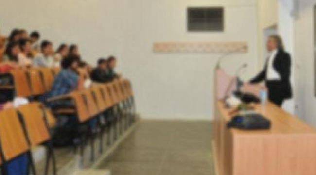 Akademisyenden Derste Alevilere Hakaret