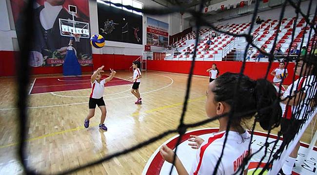 Bayraklı’da Spora ve Sporcuya Tam Destek!