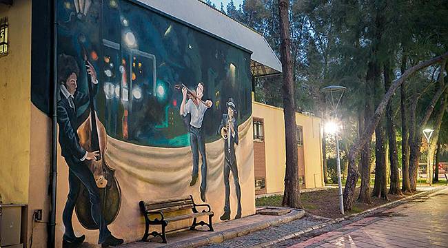 Bornova’nın Duvarları Konuşuyor