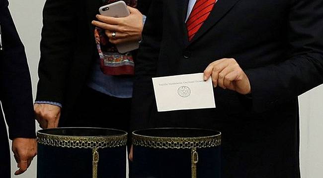CHP, AYM İçin 'Açık Oy Listesi' Hazırladı
