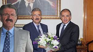 CHP'li Özen'den İzmir Valisi'ne Manidar Davet!