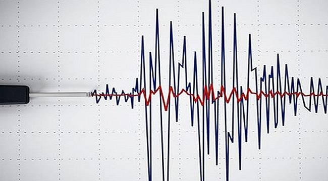 Ege'de Korkutan Deprem!