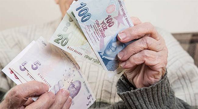 Emekli Memura 7 Bin 500 Lira