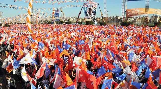 En Çok Üye AK Parti'de Bulunuyor