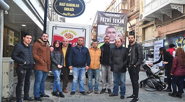 Gazi Kadınlar Sokağı Esnafından Anlamlı Mesaj