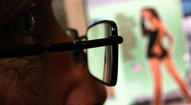 Google'ı Atlatan Bilgisayar Korsanları YouTube'a Porno İçerik Yüklüyor