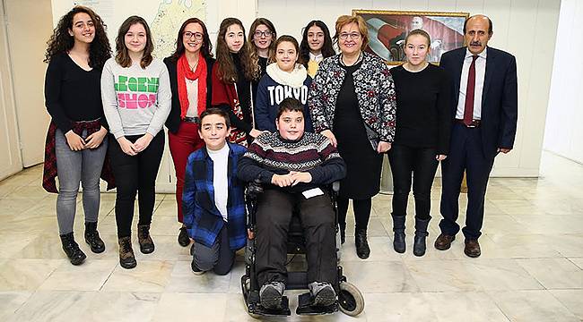 Hediyeleri ‘Barış’ Oldu