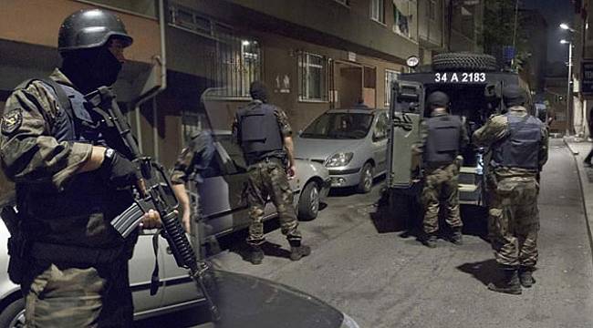  İzmir'de Reina Operasyonu