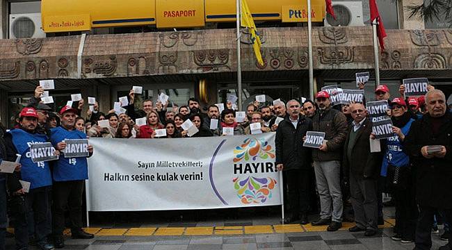 İzmir'den Milletvekillerine 'Hayır' Kartı