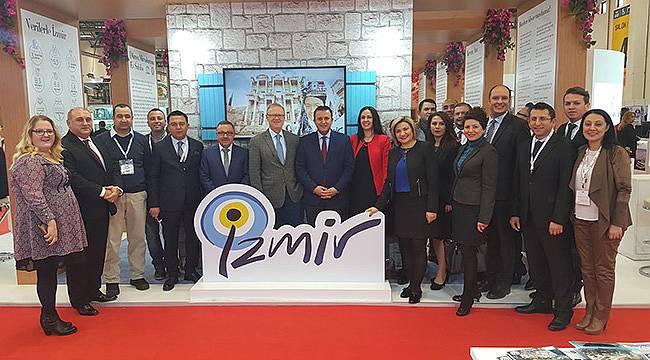 İzmir Emitt Turizm Fuarında