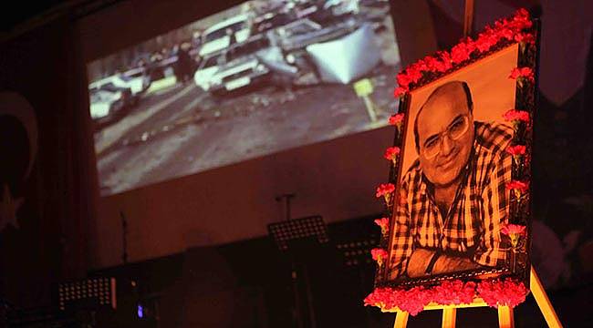 Meslektaşları Mumcu’yu Anlatacak