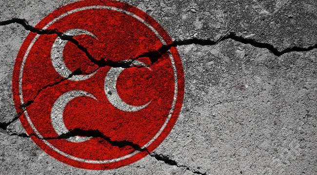 MHP'de Sular Durulmuyor: Saffet Sancaklı’dan İstifa mı Edecek
