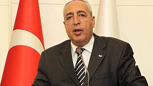 TGS İzmir Şubesi Başkanı Hüner: 'Gazeteciler Açlık ve Cezaevi Kıskacındadır'
