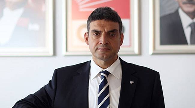 Umut Oran: Erken Seçim Ülkeye Nefes Aldırır