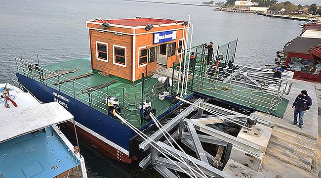 Urla Yolcusu Vapurla Buluşuyor