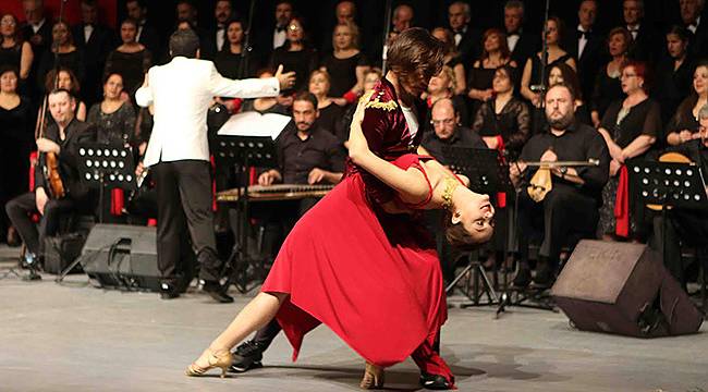 Bayraklı’da Sevgililere Özel Konser!